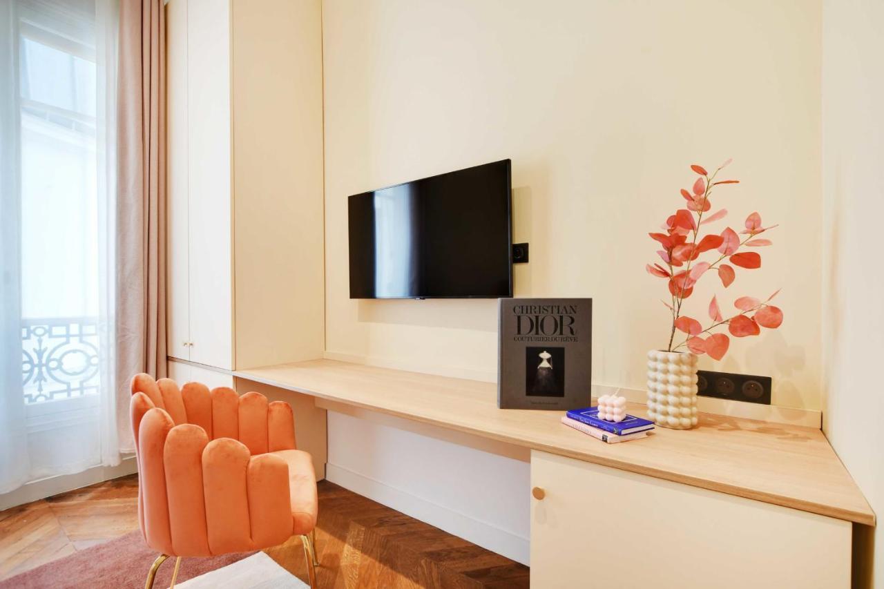 Chic Apartment - 1Br-4P - Facing The Louvre パリ エクステリア 写真
