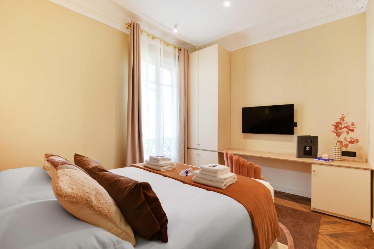 Chic Apartment - 1Br-4P - Facing The Louvre パリ エクステリア 写真